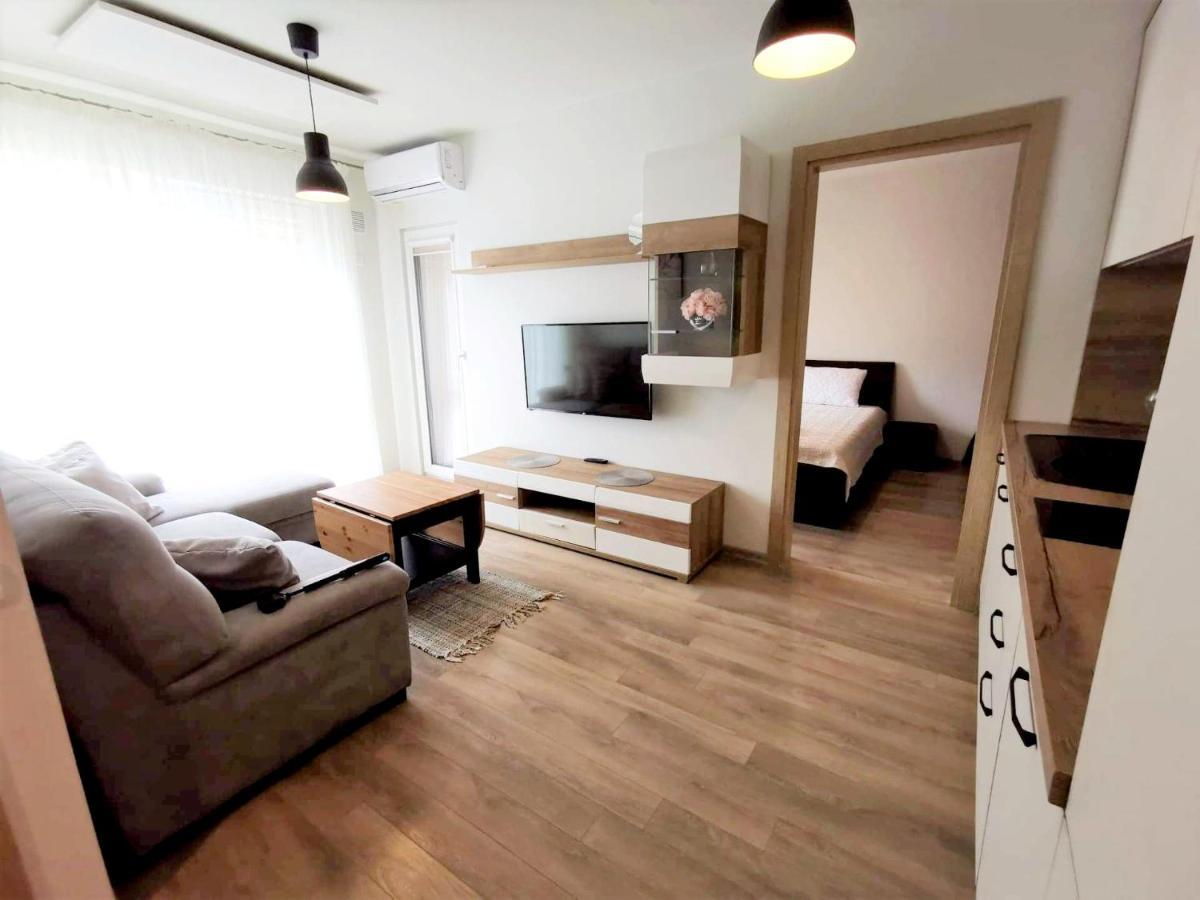 Dianos Apartamentai Palanga Ngoại thất bức ảnh