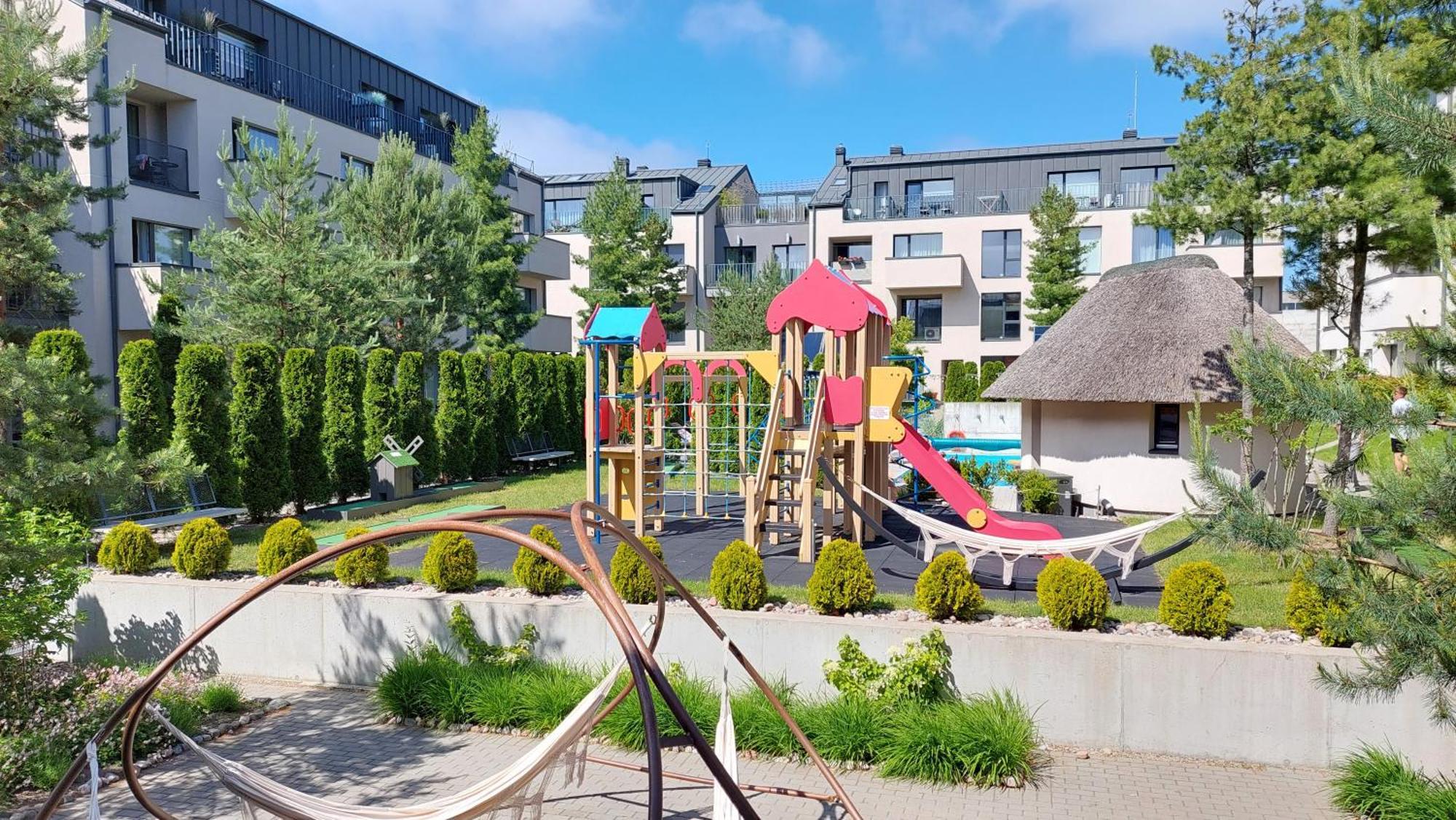 Dianos Apartamentai Palanga Ngoại thất bức ảnh